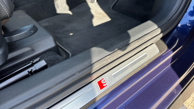 Audi A3 35 TFSI Black Edition 5dr S Tronic Petrol Hatchback